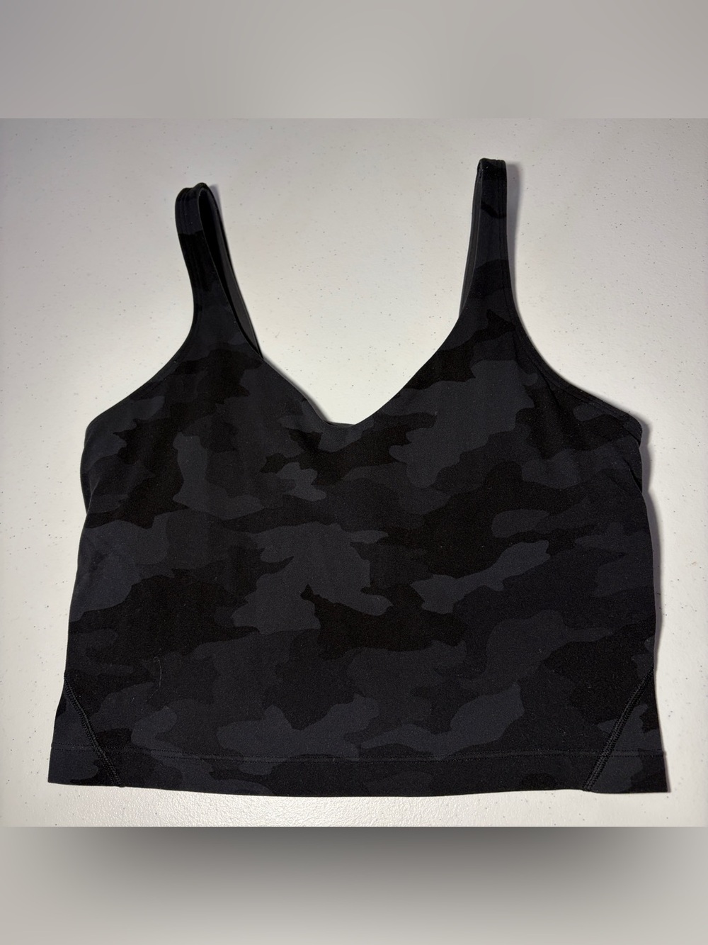 Lululemon Tank Top Shirt Women’s Size 6 Black Camo Align V Neck Cropped Pullover